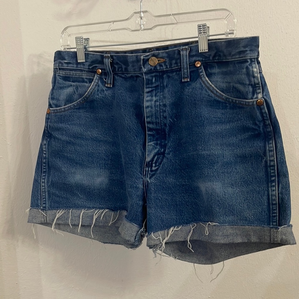 Wrangler cut-off denim shorts
